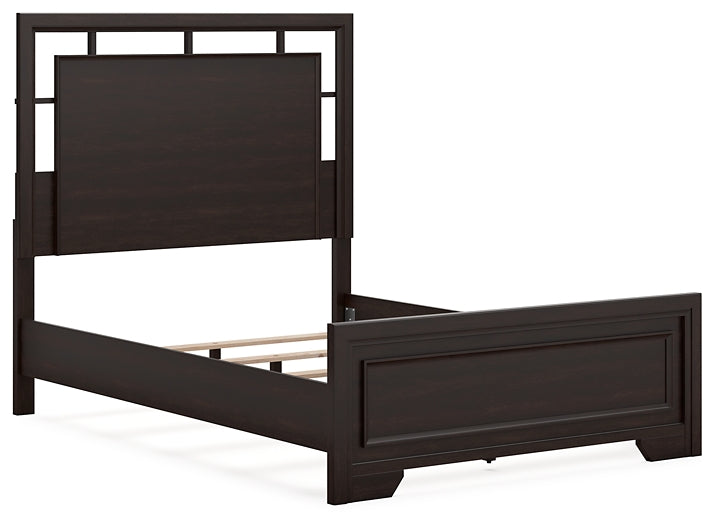 Covetown Full Panel Bed with Mirrored Dresser