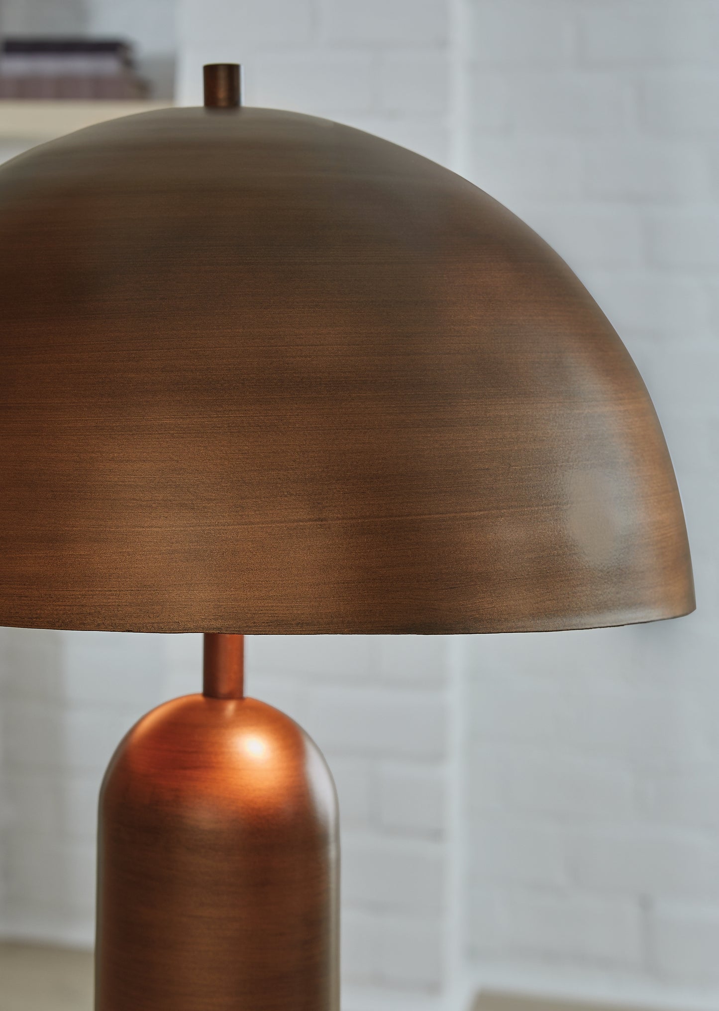 Wendfield Metal Table Lamp (1/CN)